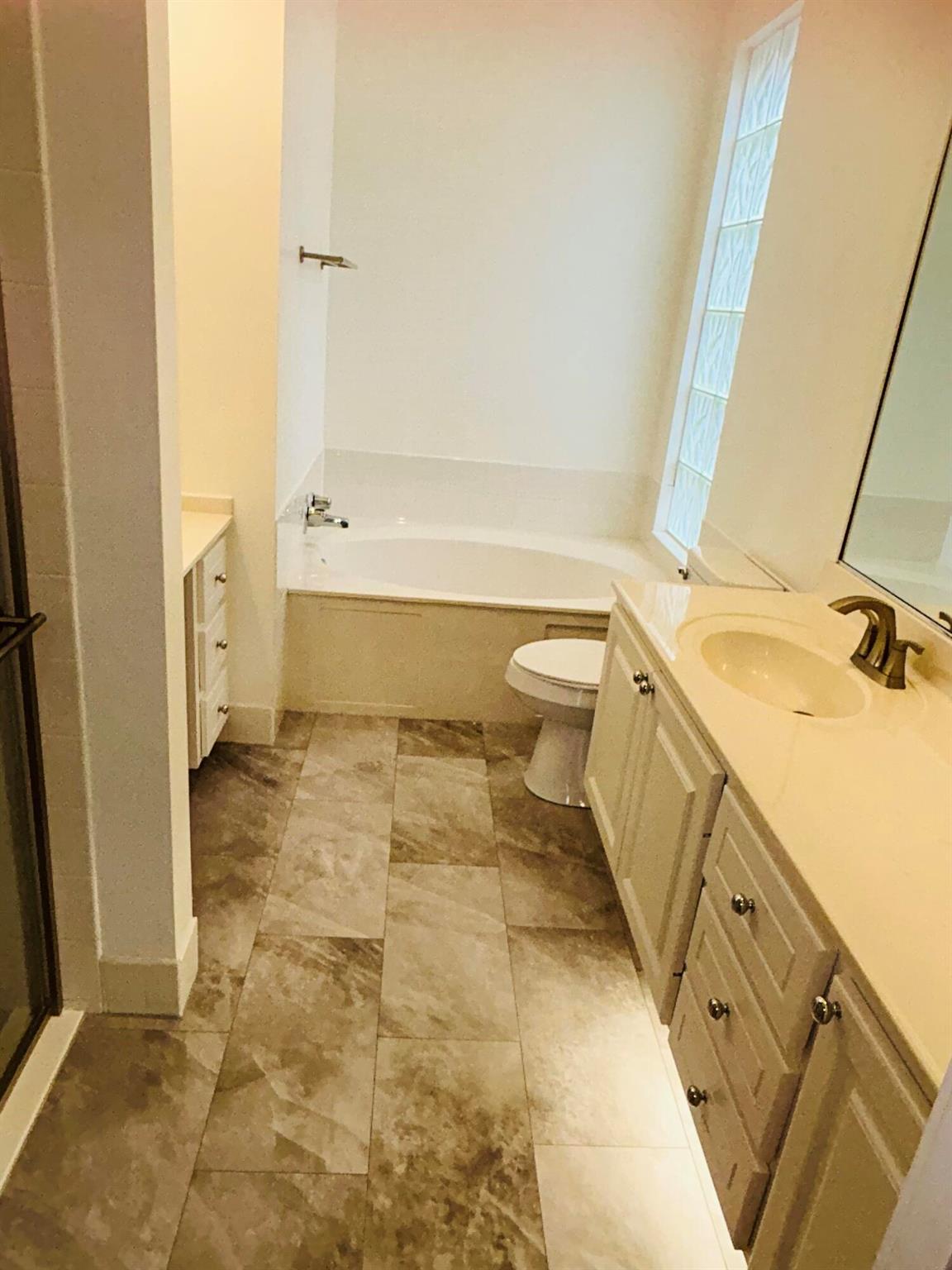 VILLAGEWALK OF WELLINGTON - Residential