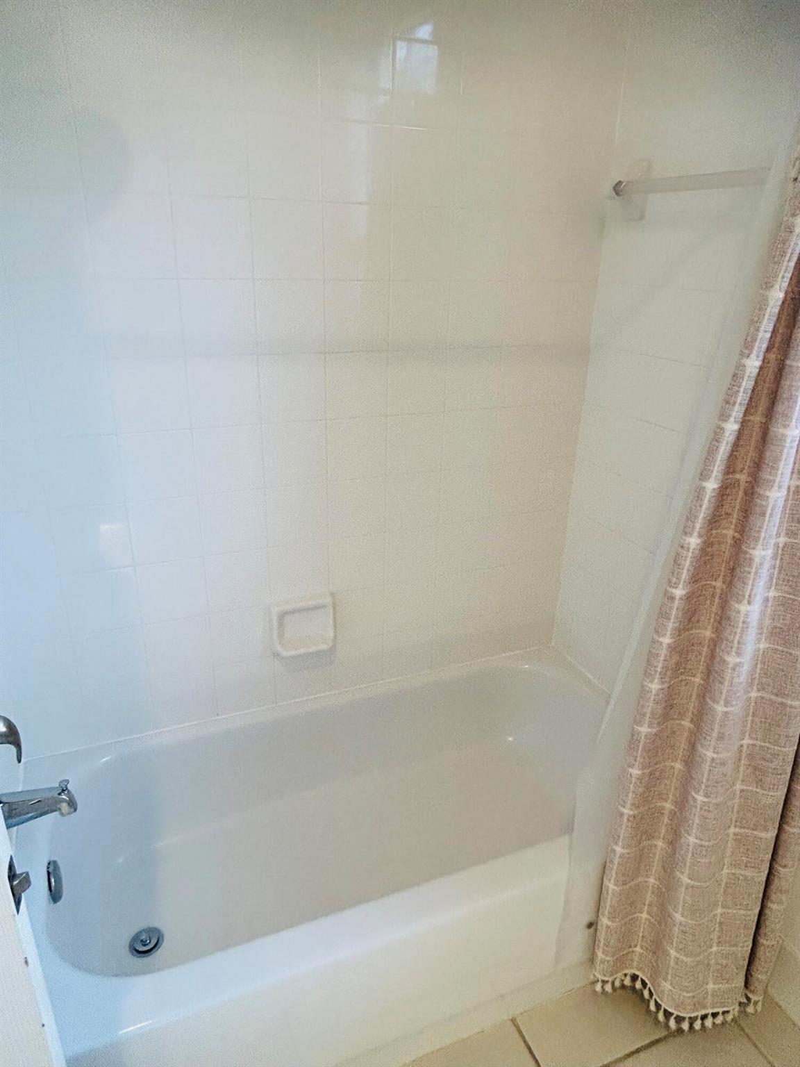 VILLAGEWALK OF WELLINGTON - Residential