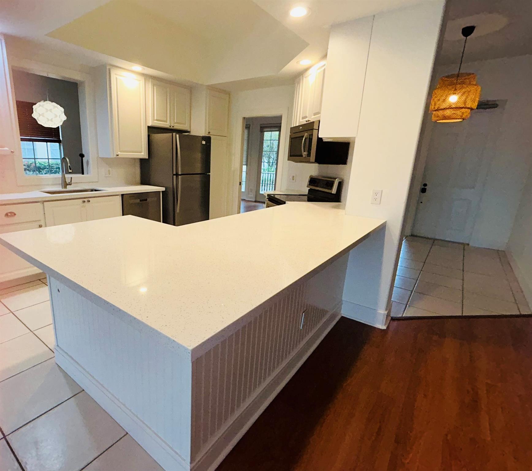 VILLAGEWALK OF WELLINGTON - Residential