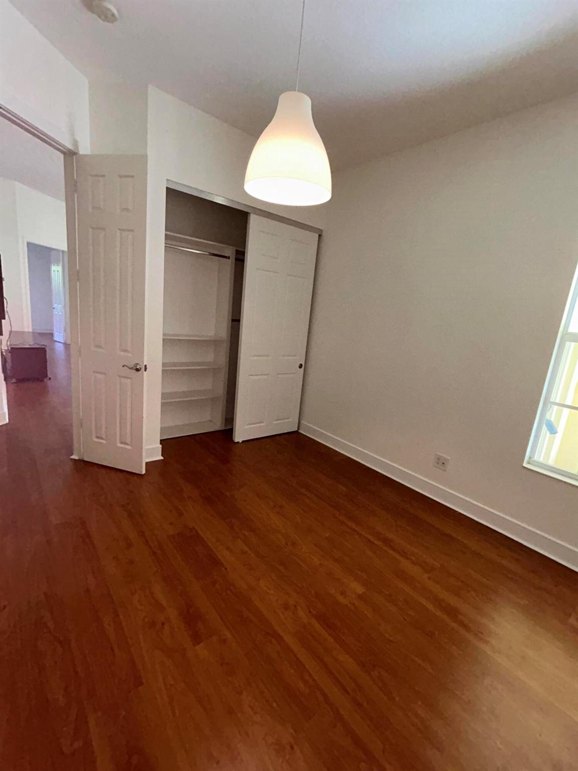 VILLAGEWALK OF WELLINGTON - Residential