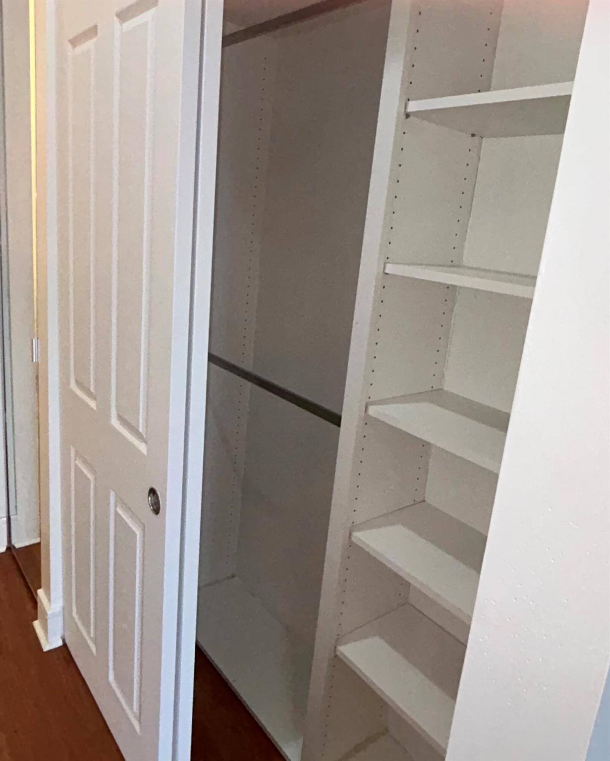 VILLAGEWALK OF WELLINGTON - Residential