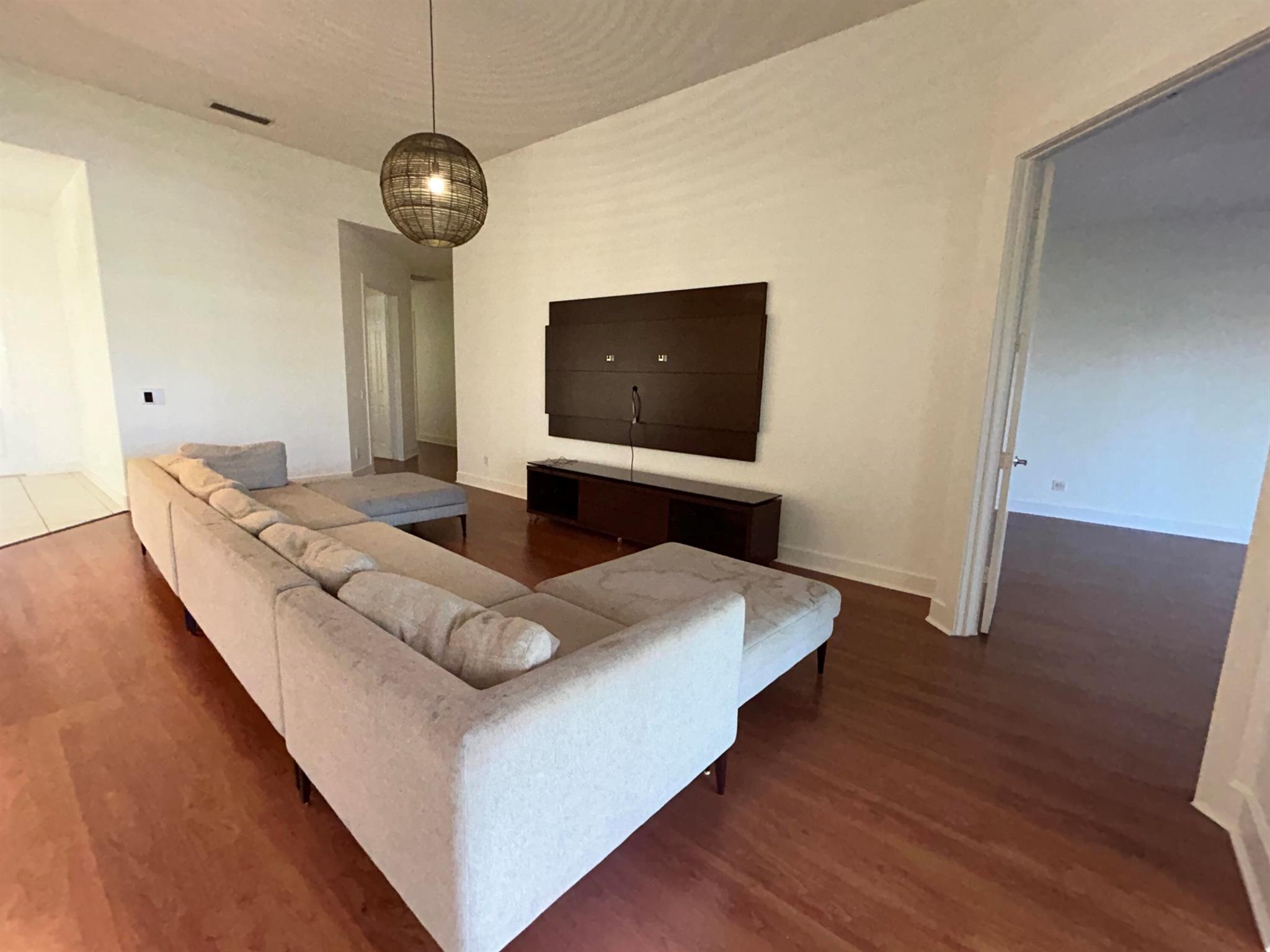 VILLAGEWALK OF WELLINGTON - Residential