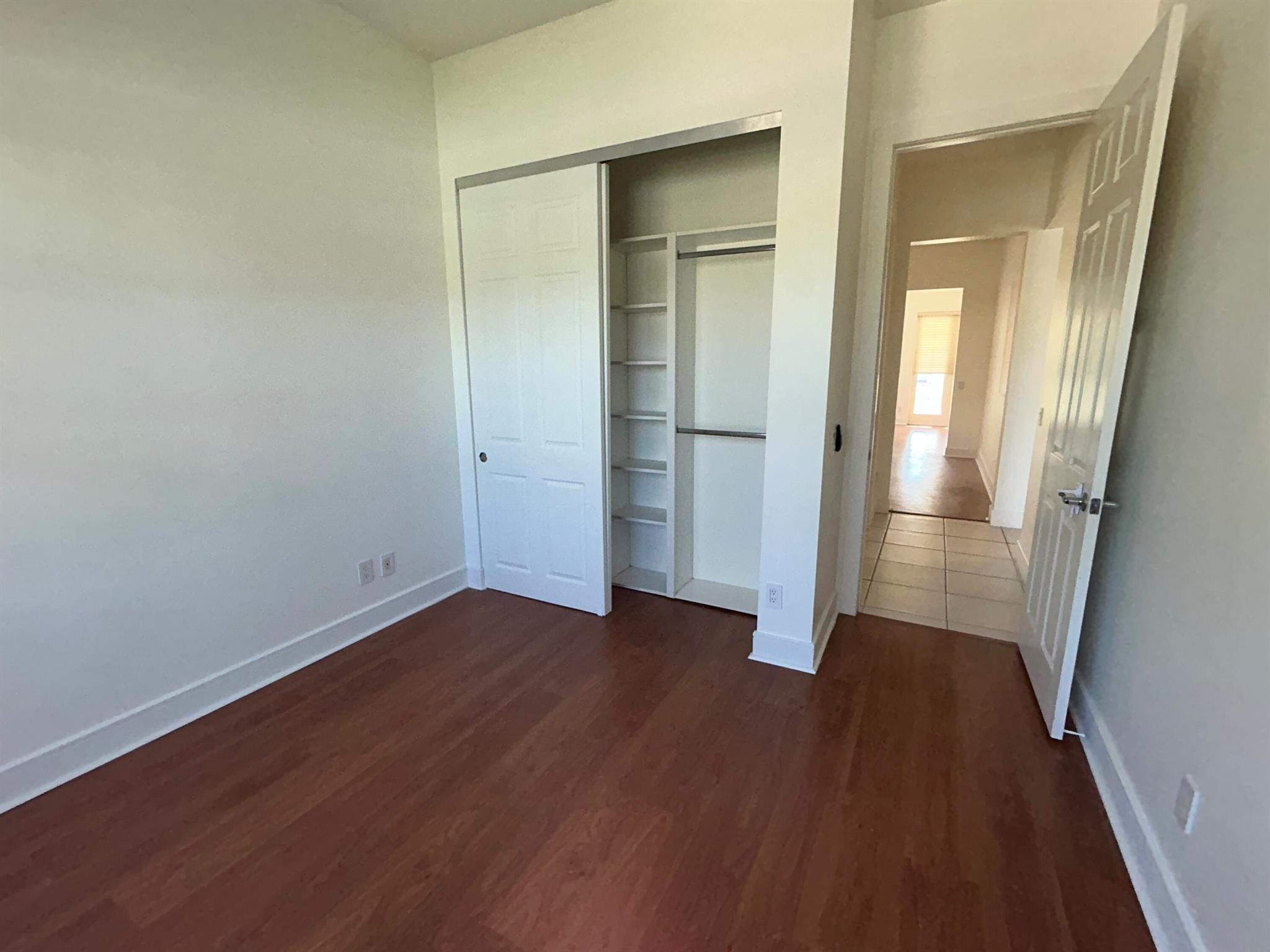 VILLAGEWALK OF WELLINGTON - Residential