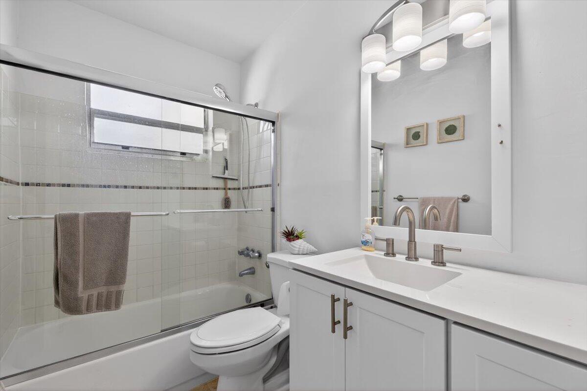 SECOND ADD TO POMPANO ESTATES - Residential Lease