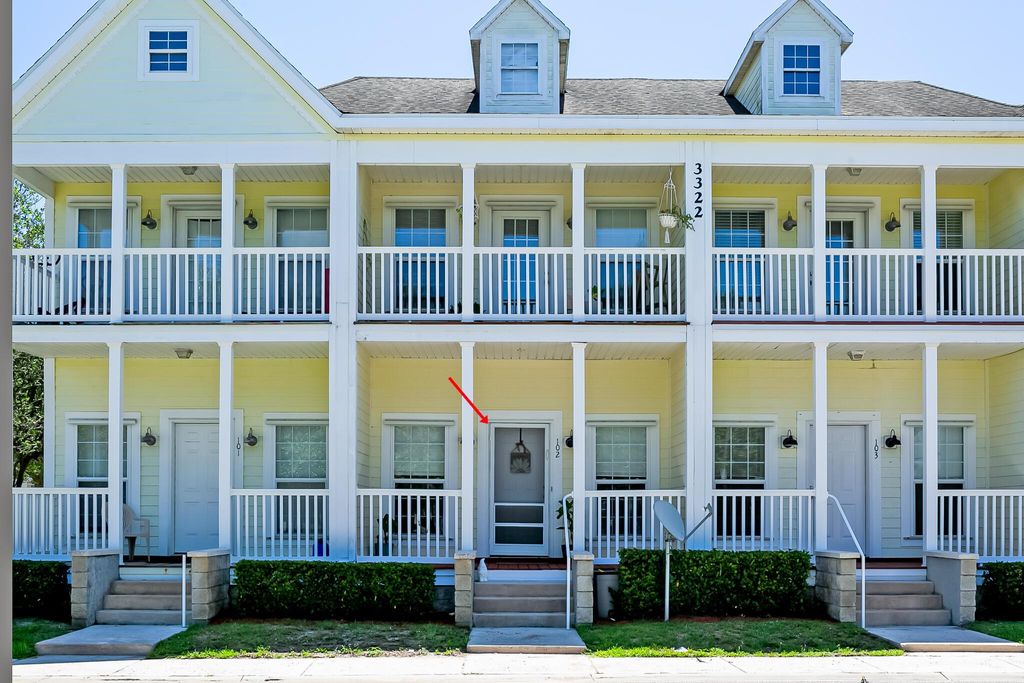 Photo of 3322 Monterey Square Lane #102, Fort Pierce, FL 34982 (MLS # R10990571)