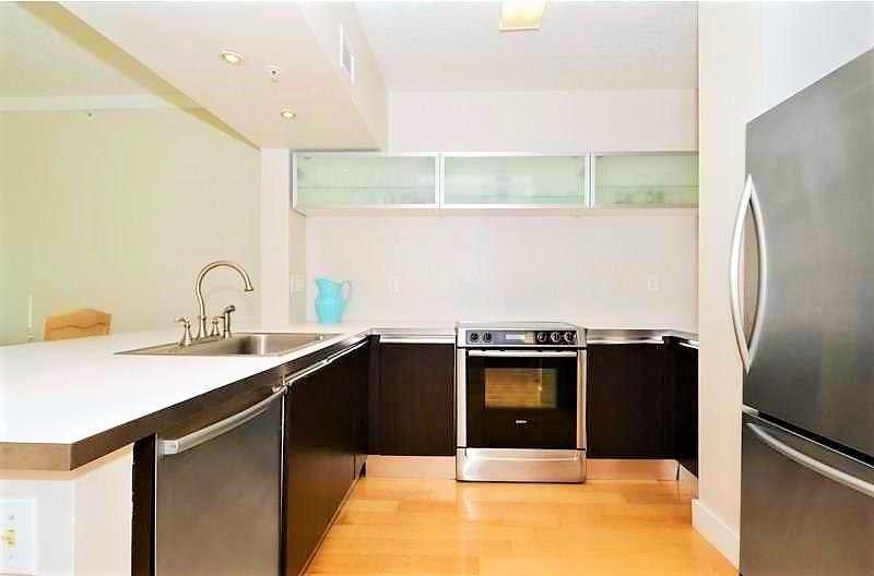 Tides at Bridgeside Squar - Residential