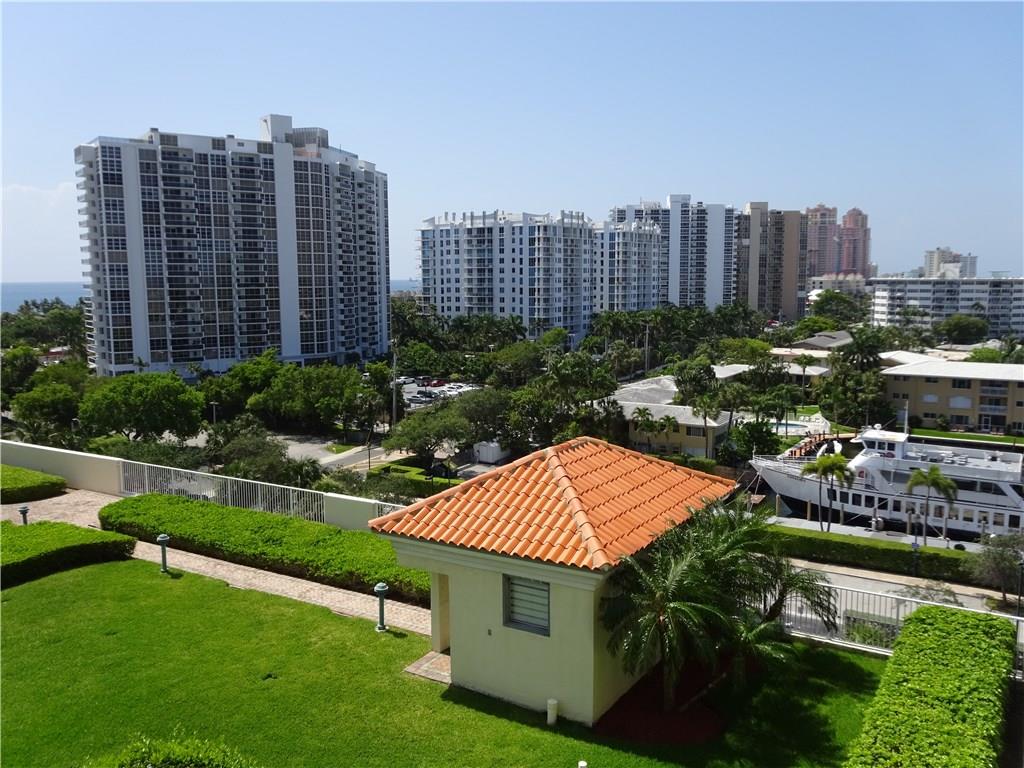 Tides at Bridgeside Squar - Residential