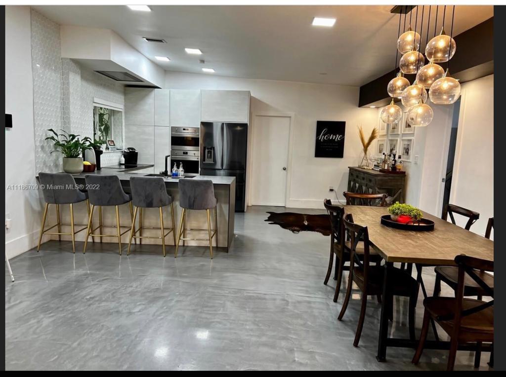 WEST MIAMI SHORES SEC D - Residential