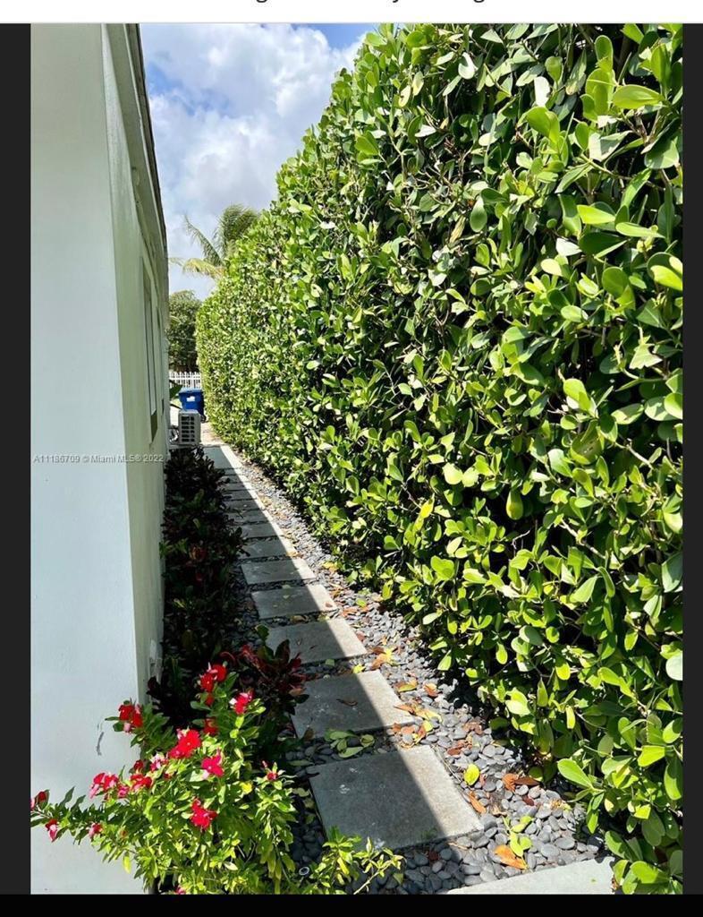 WEST MIAMI SHORES SEC D - Residential