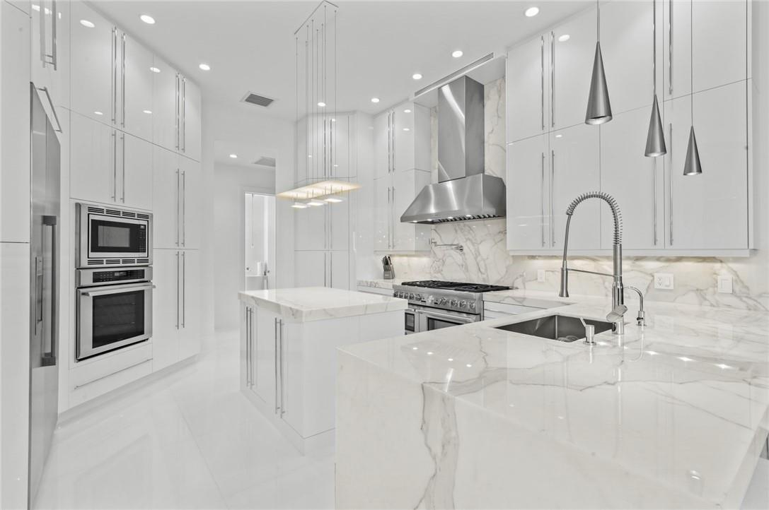 The Enclave 143-26 B - Residential