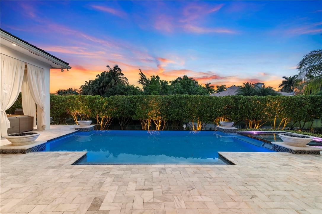 The Enclave 143-26 B - Residential