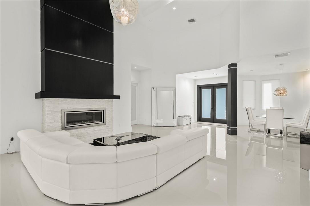 The Enclave 143-26 B - Residential