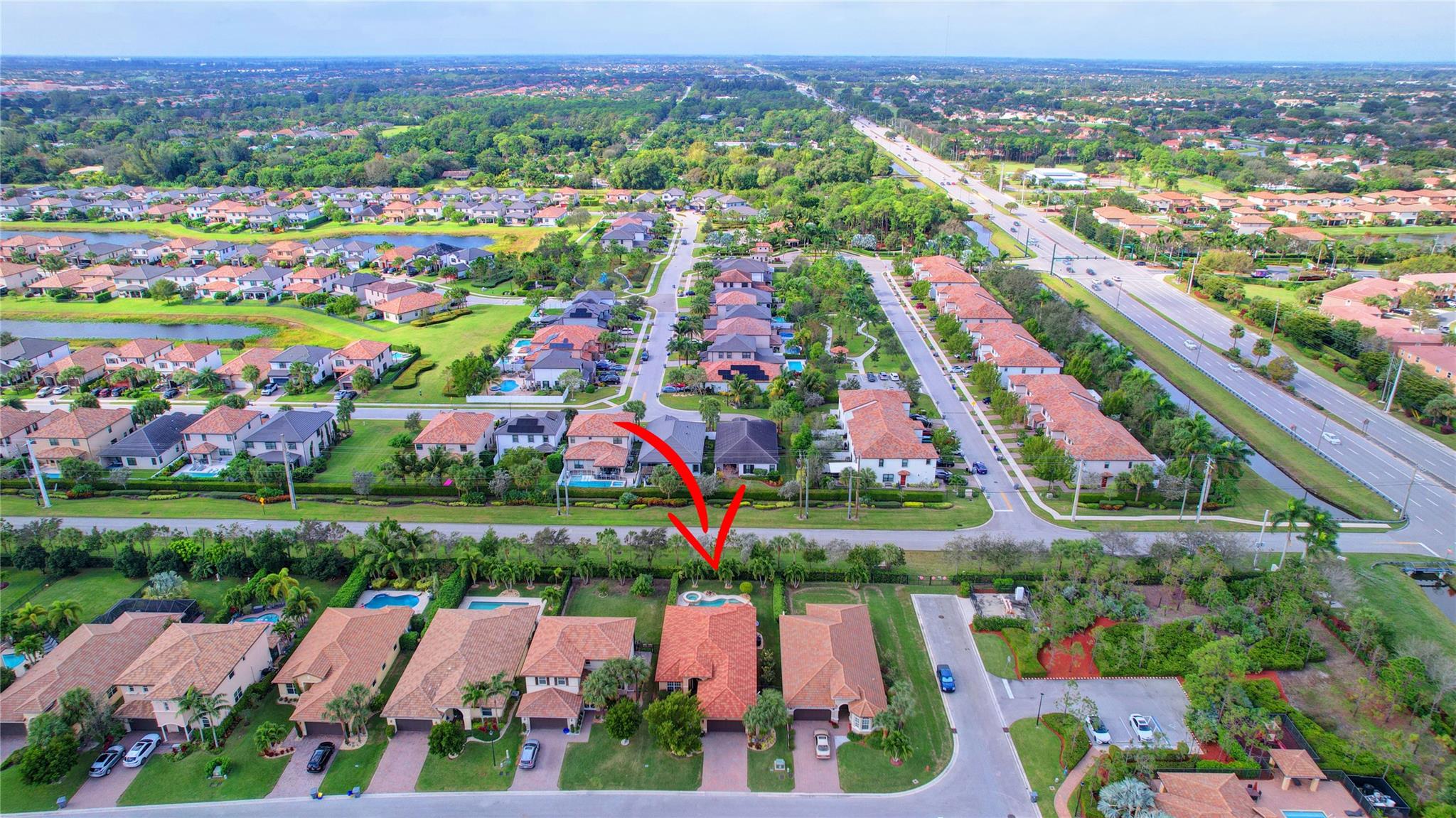 VISTA LAGO - Residential