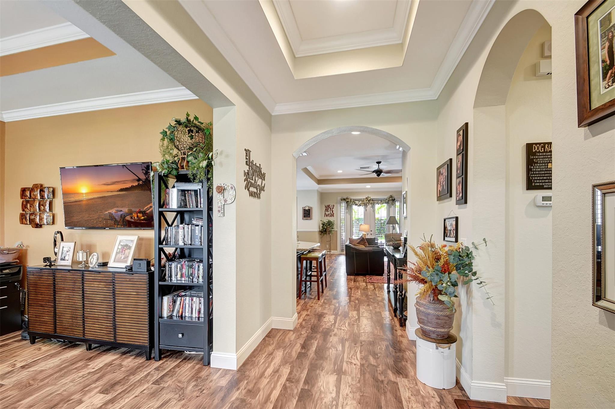 VISTA LAGO - Residential