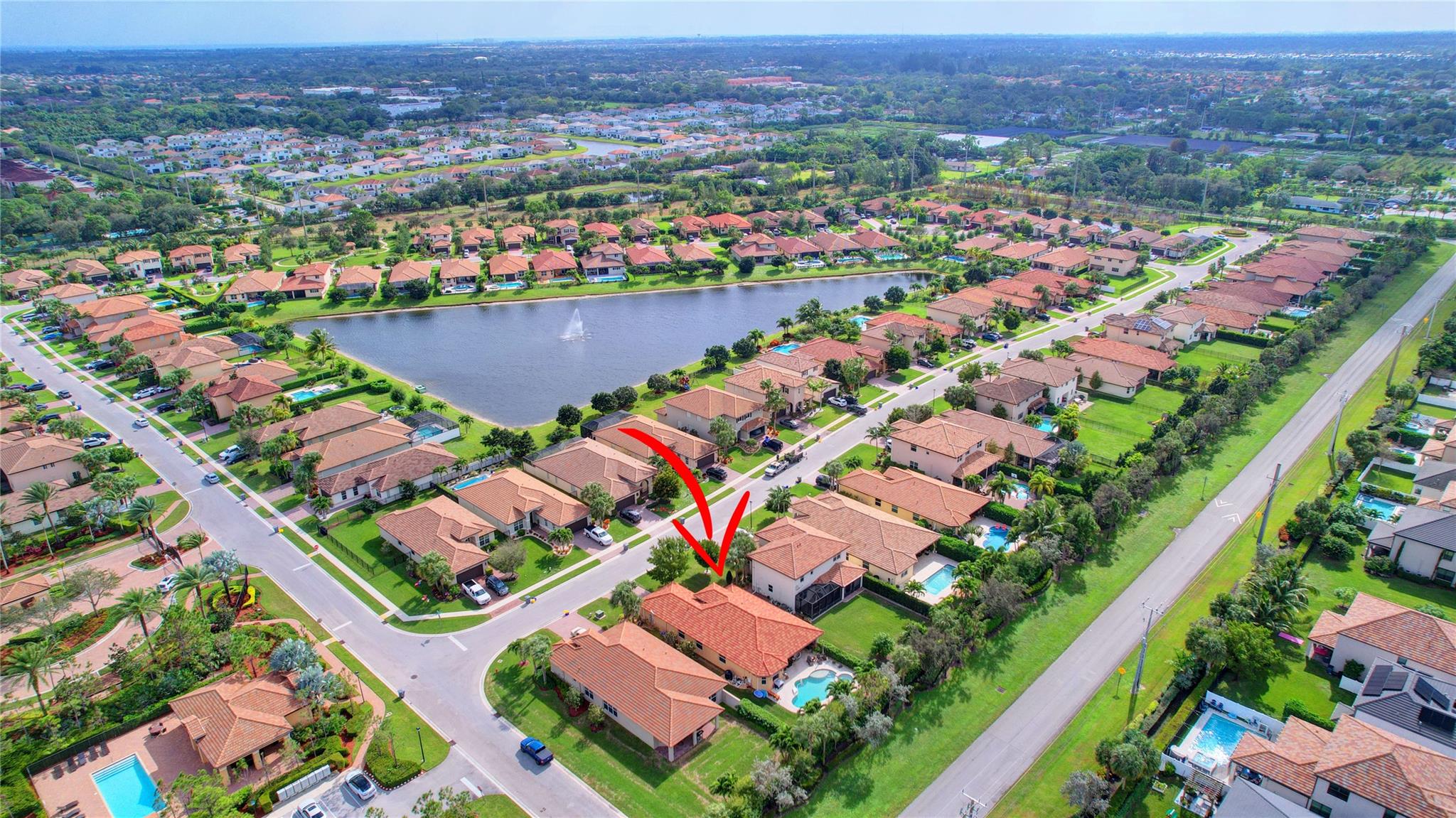 VISTA LAGO - Residential