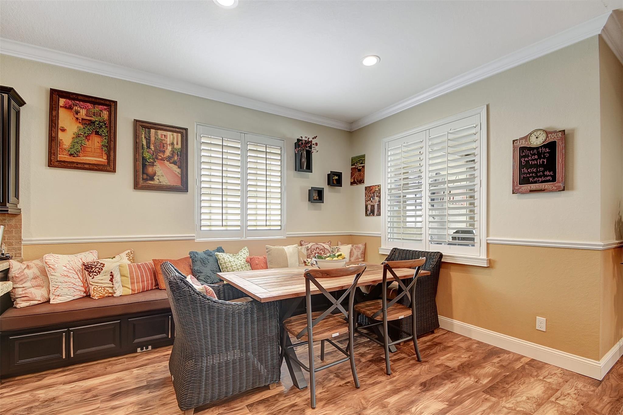 VISTA LAGO - Residential