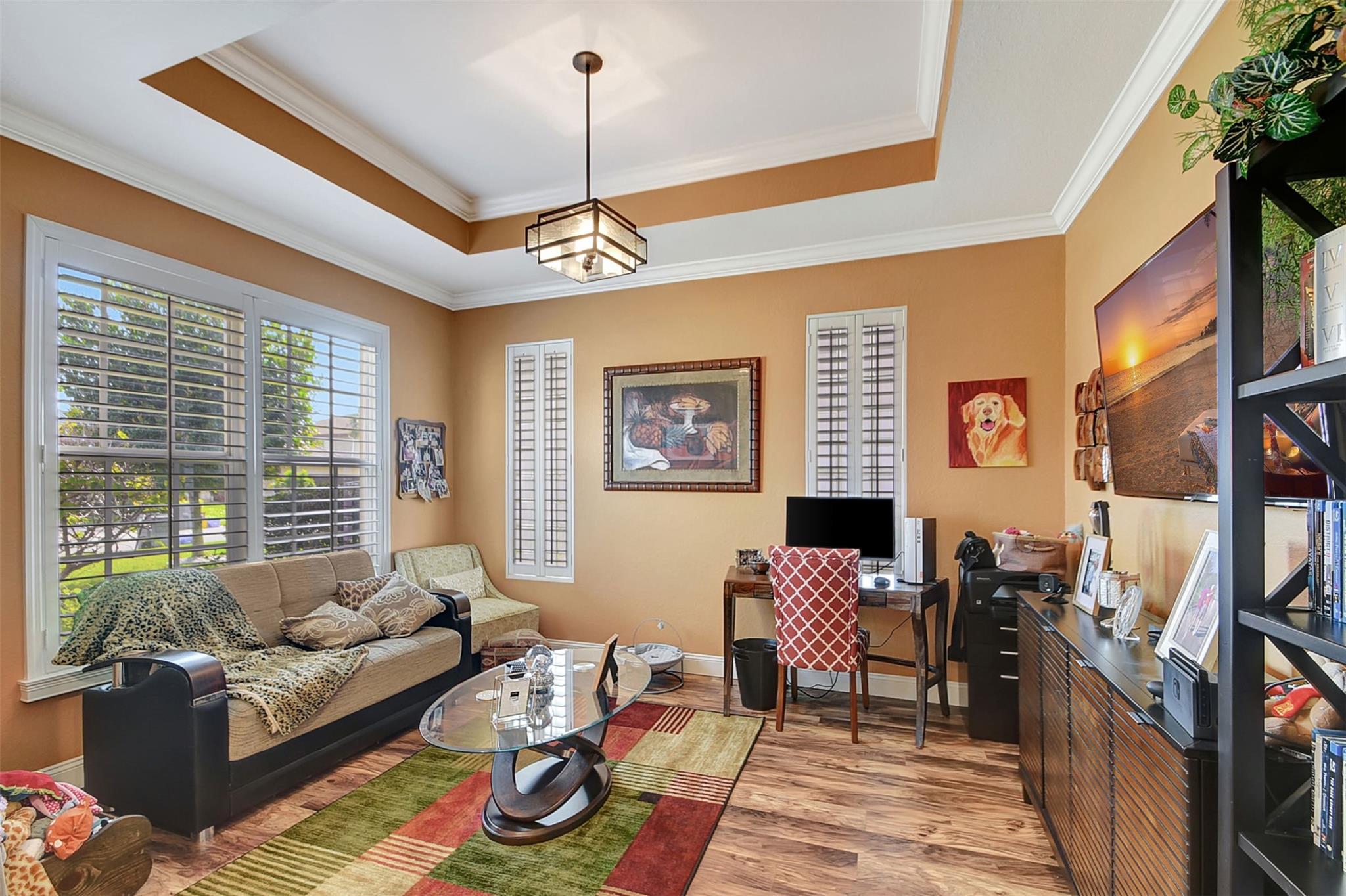 VISTA LAGO - Residential