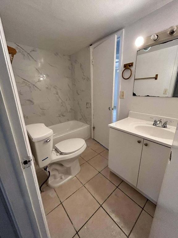 GATELAND VILLAGE SEC E CONDO - Residential Lease