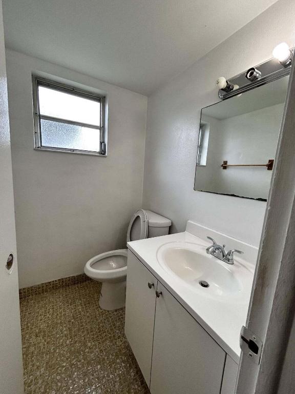 GATELAND VILLAGE SEC E CONDO - Residential Lease