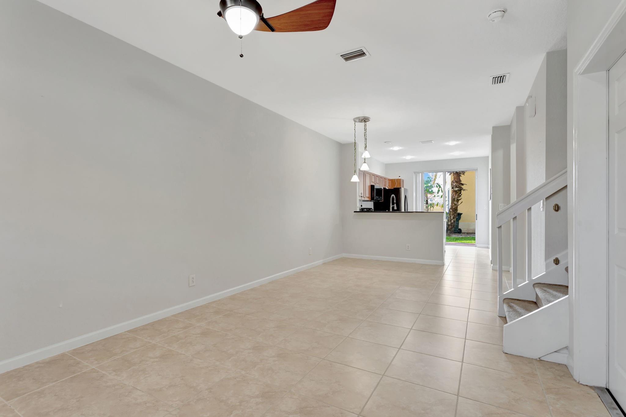 3204 NW 33rd St