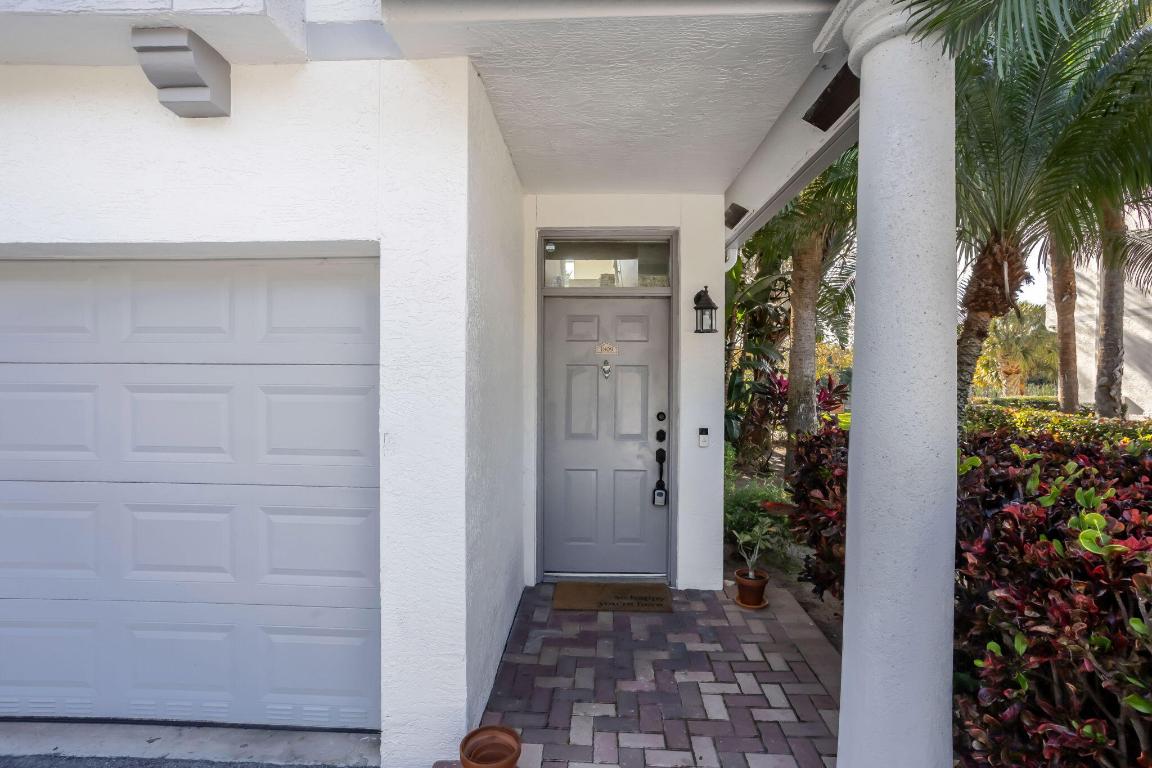 2044 Alta Meadows Lane 1809