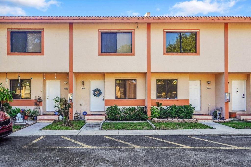 Photo of 9088 NW 40th Street, Coral Springs, FL 33065 (MLS # F10534937)