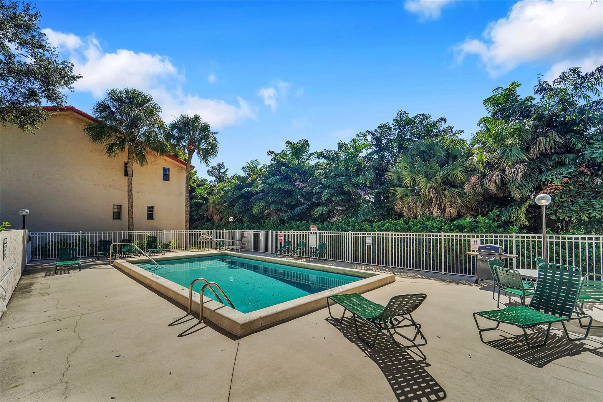 Fairway Twnhs Condo - Residential Lease