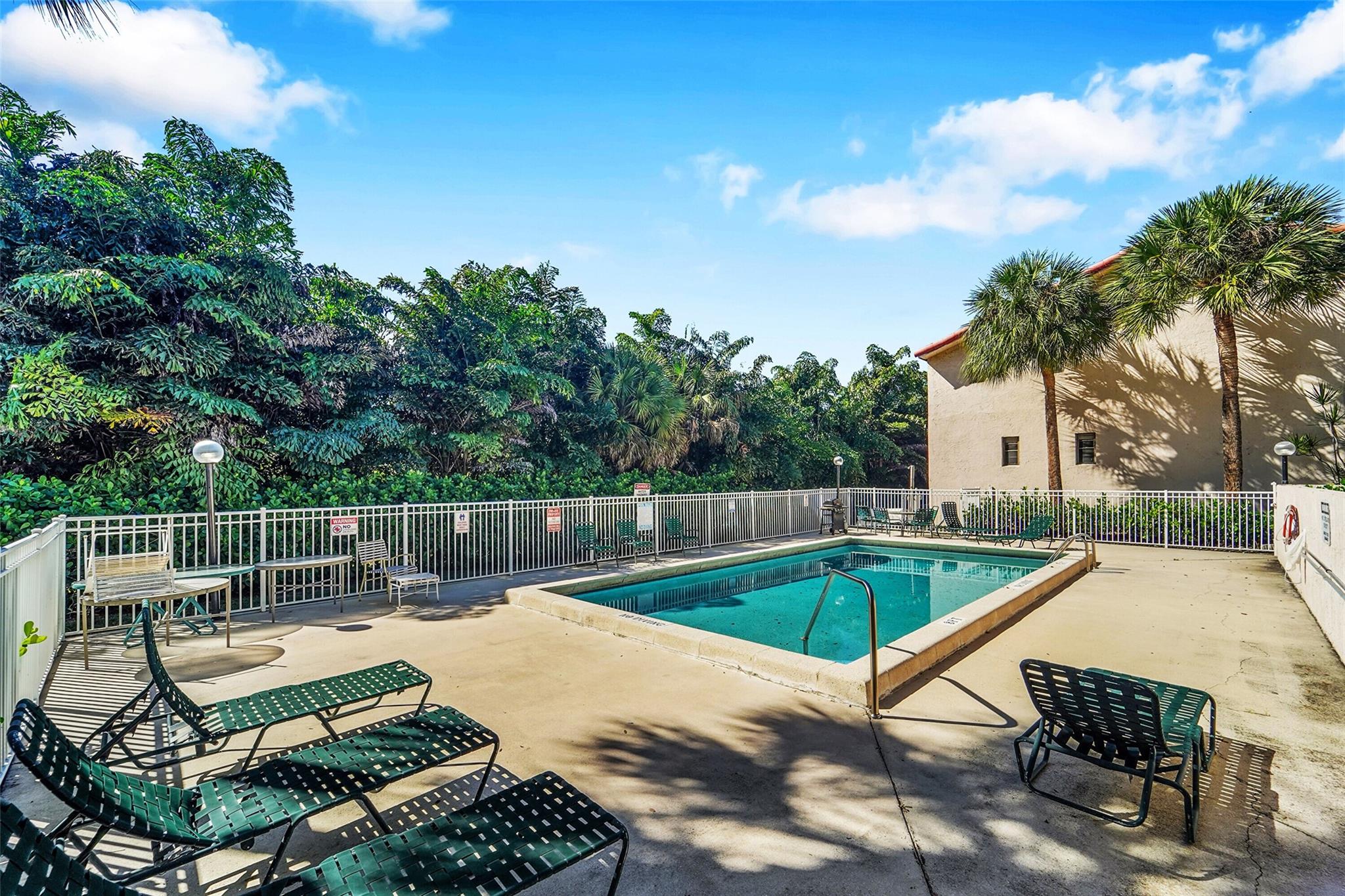 Fairway Twnhs Condo - Residential Lease