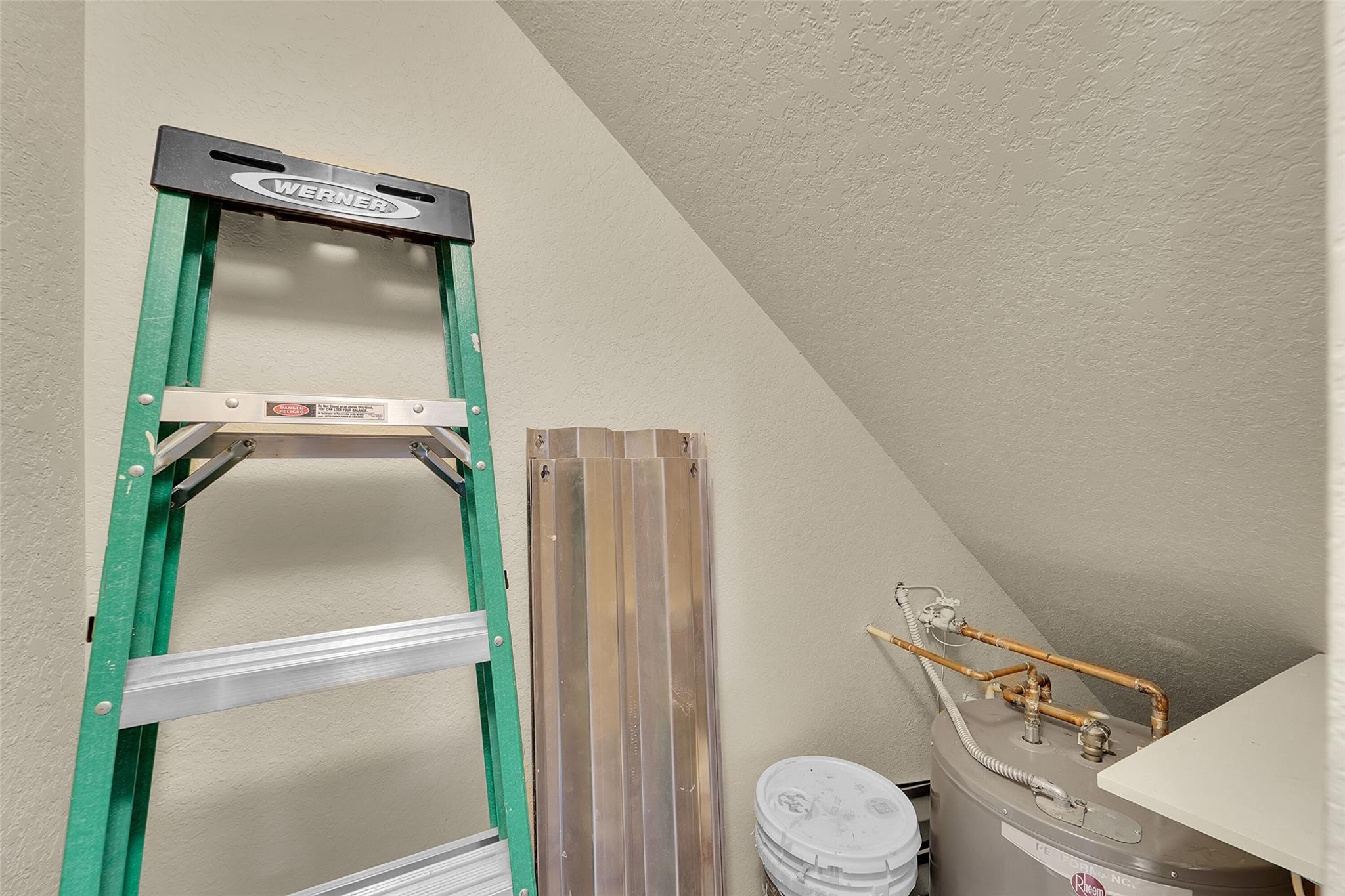 Fairway Twnhs Condo - Residential Lease