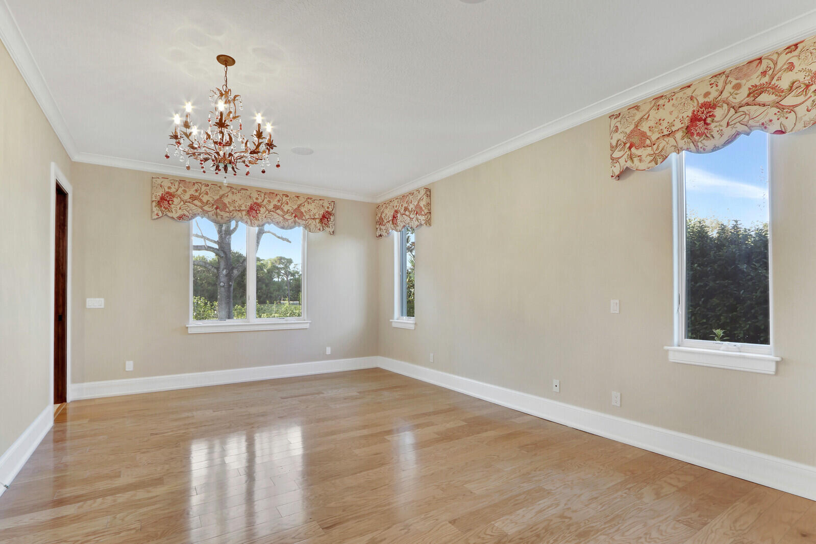 YACHT & COUNTRY CLUB OF STUART - Residential