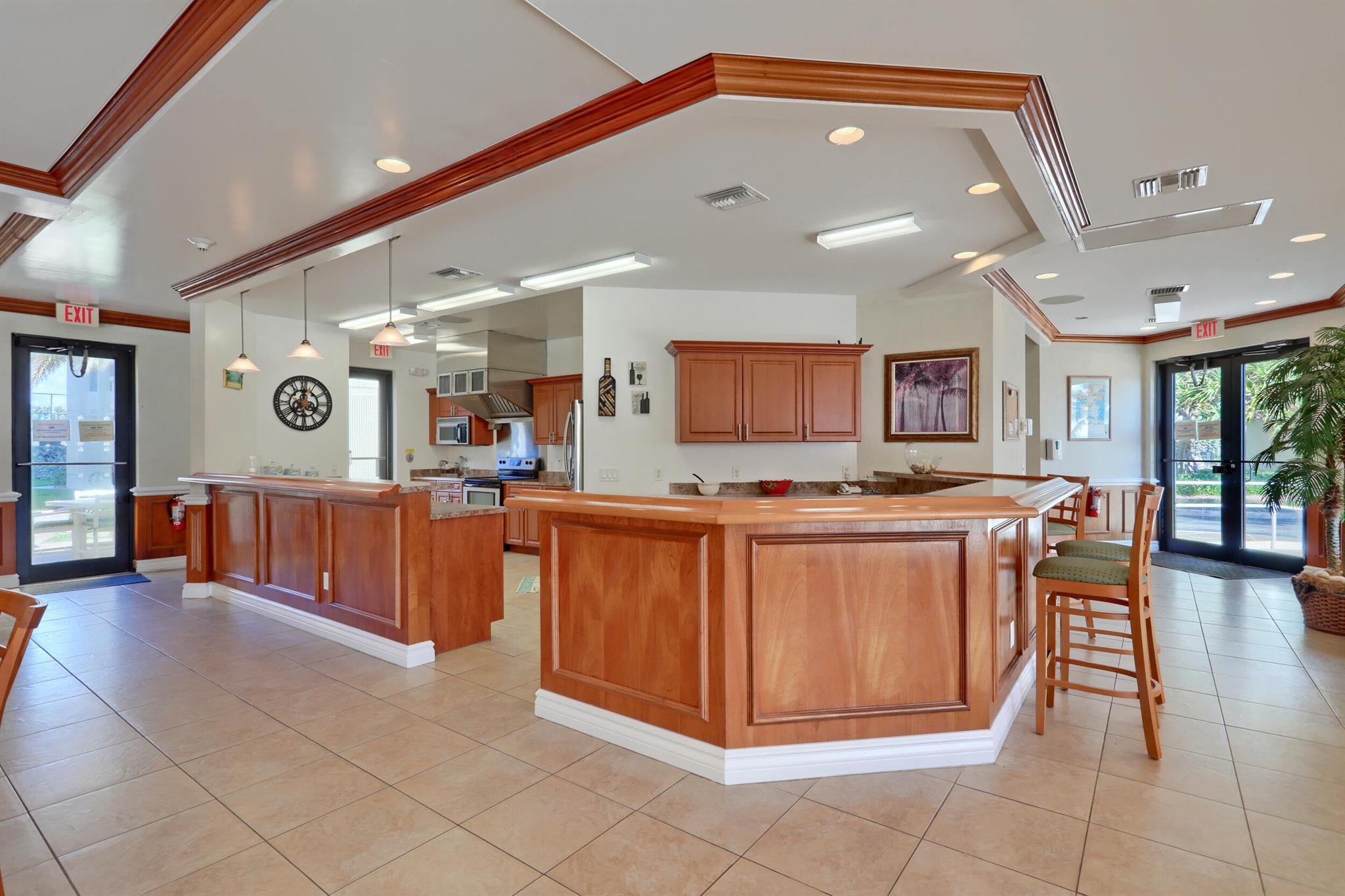 PHOENIX TOWERS CONDO - Residential