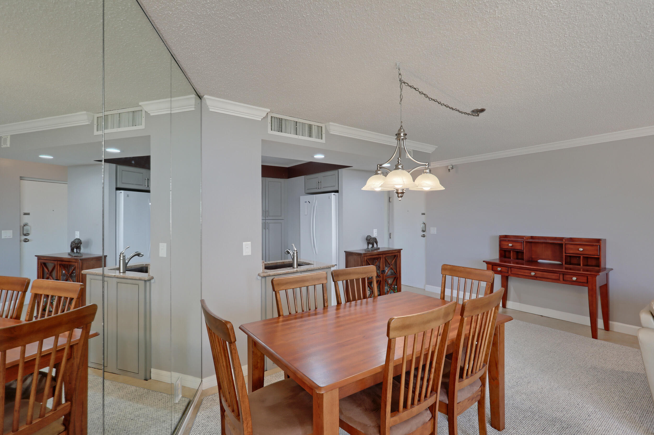 PHOENIX TOWERS CONDO - Residential