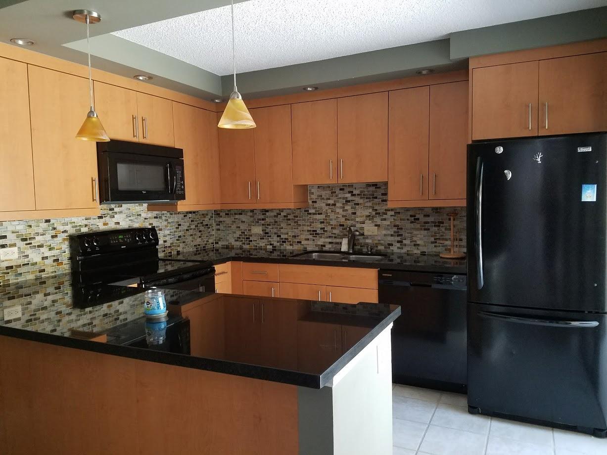 GARDEN LAKES AND GARDEN SQUARE SHOPS - Residential Lease