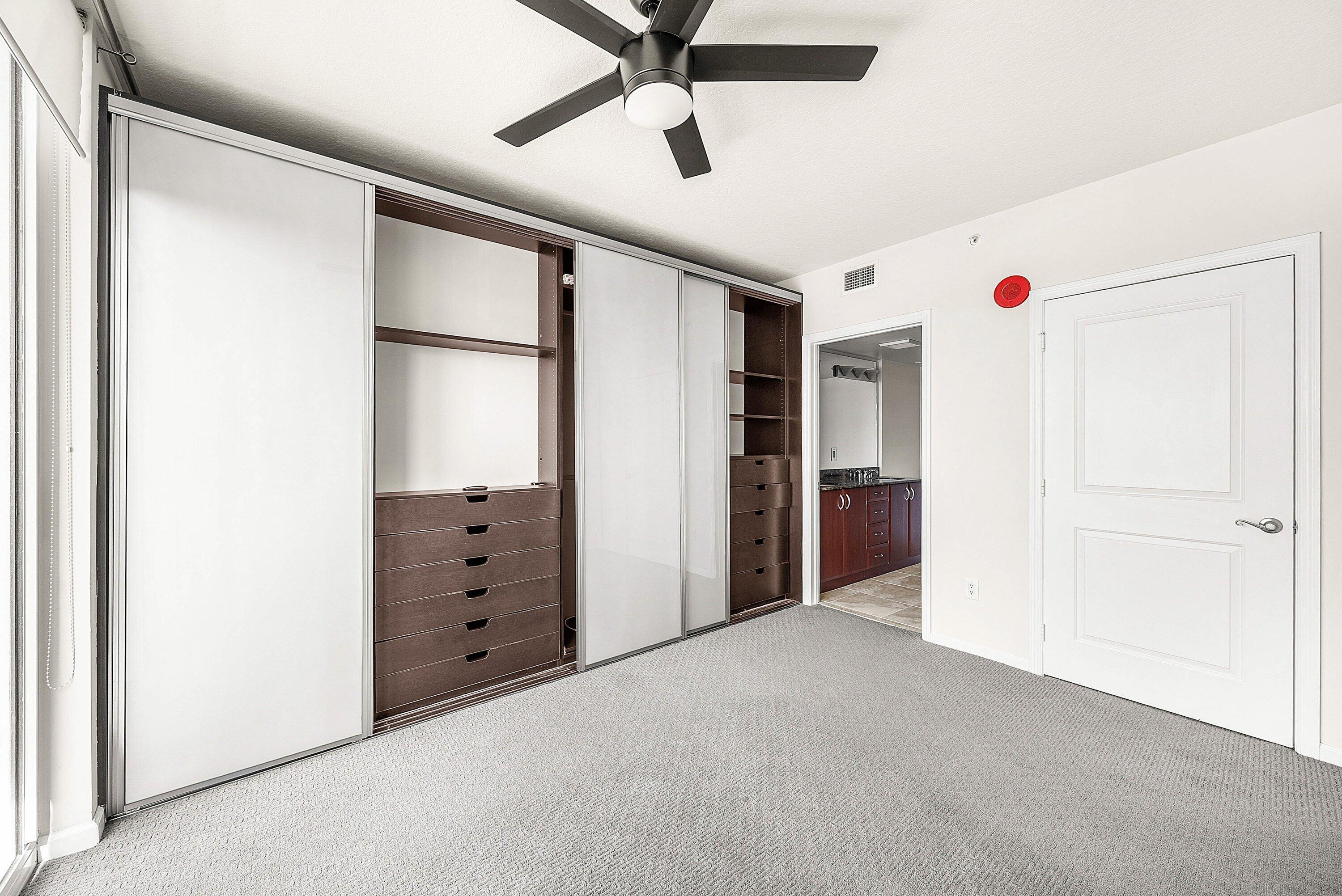 METROPOLITAN CONDO - Residential Lease