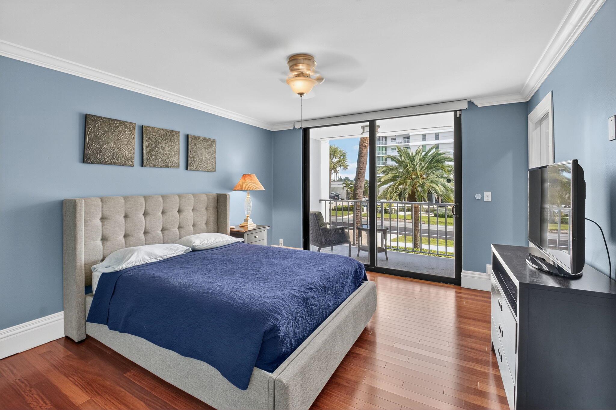 TRAFALGAR OF HIGHLAND BEA - Residential