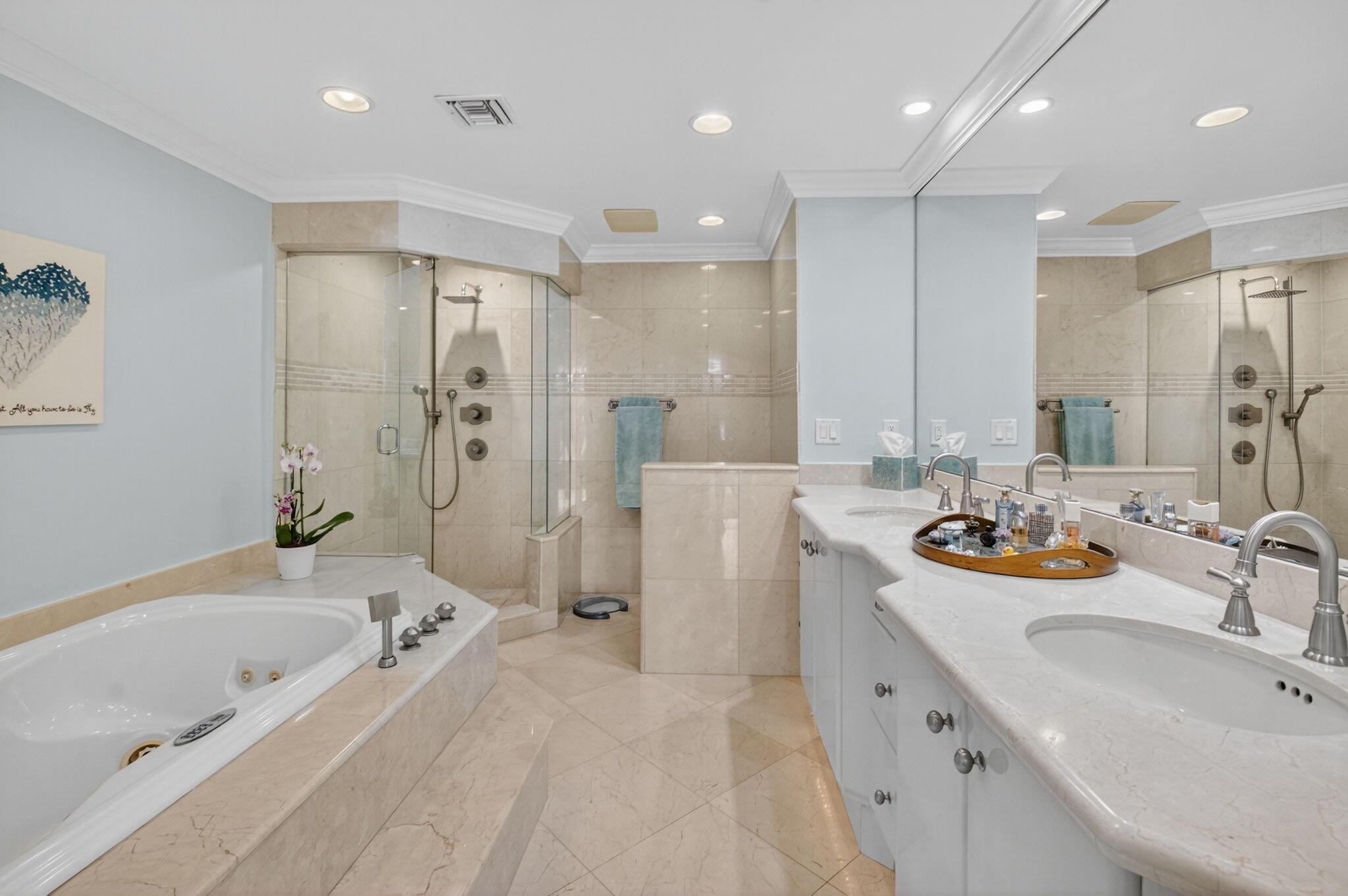 TRAFALGAR OF HIGHLAND BEA - Residential