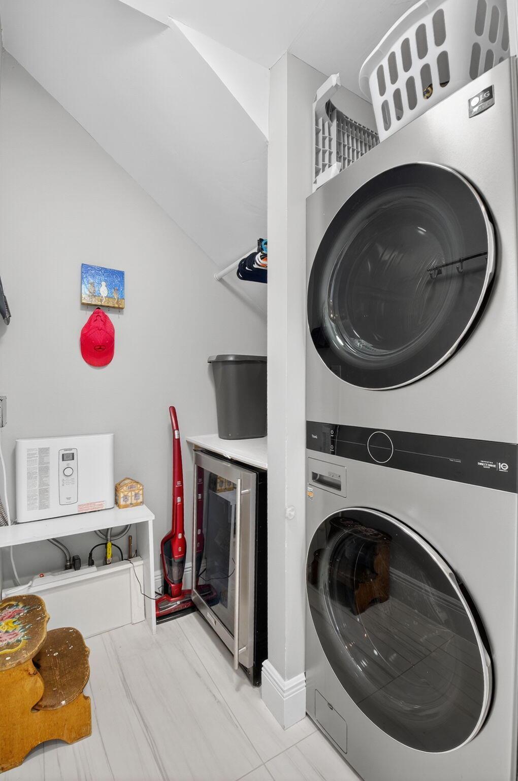 TRAFALGAR OF HIGHLAND BEA - Residential