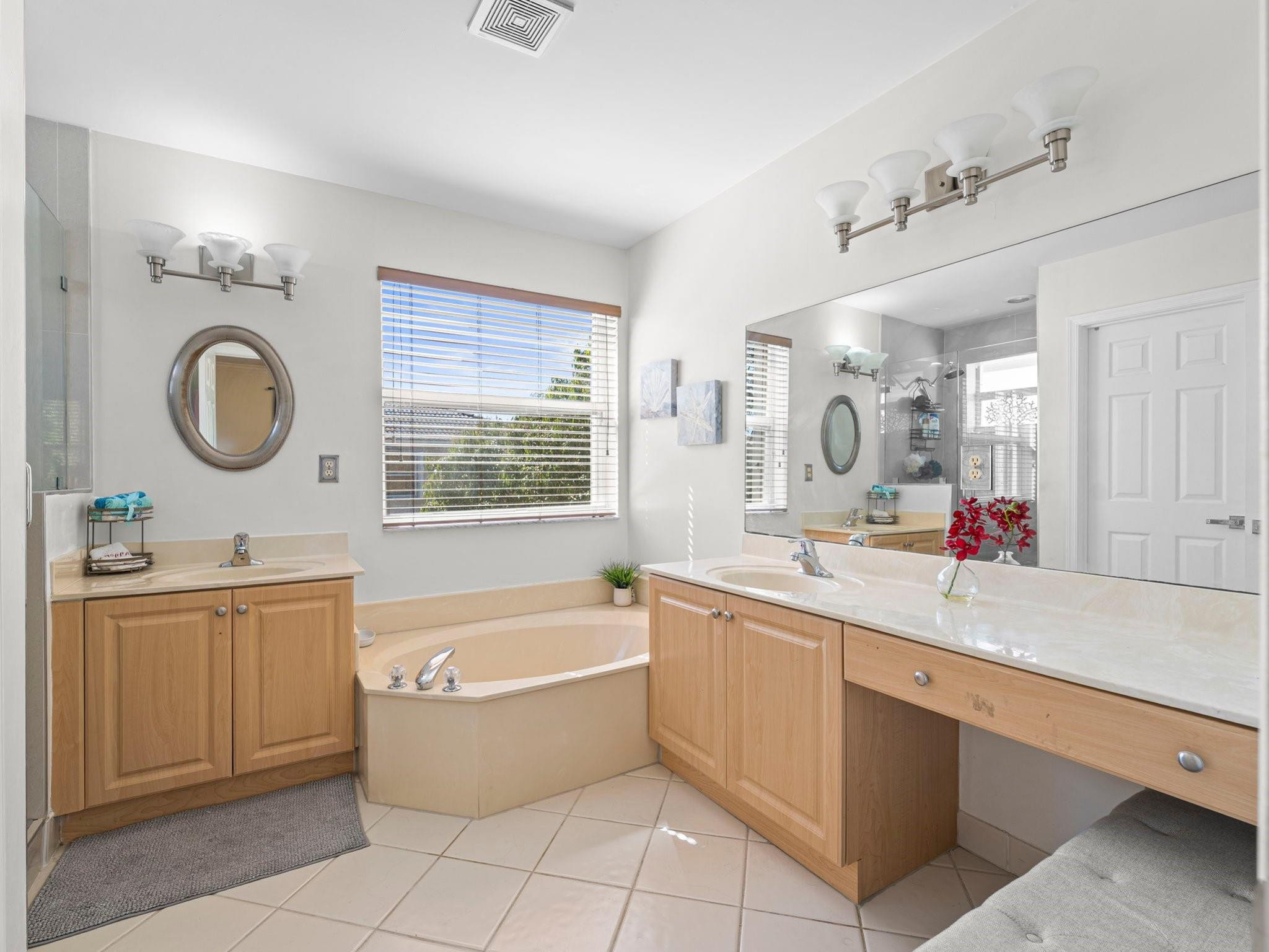 Riviera Isles III 172-36 - Residential