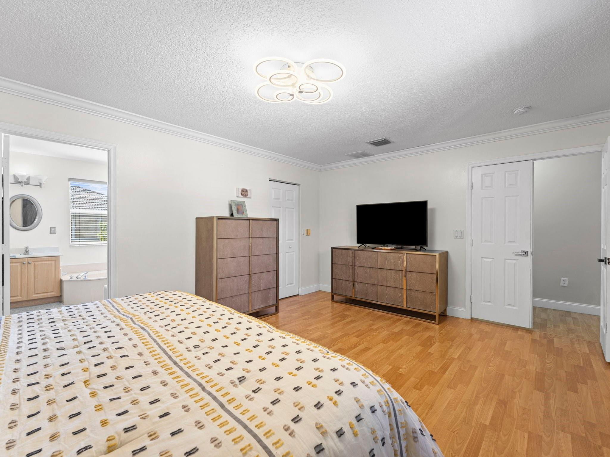 Riviera Isles III 172-36 - Residential