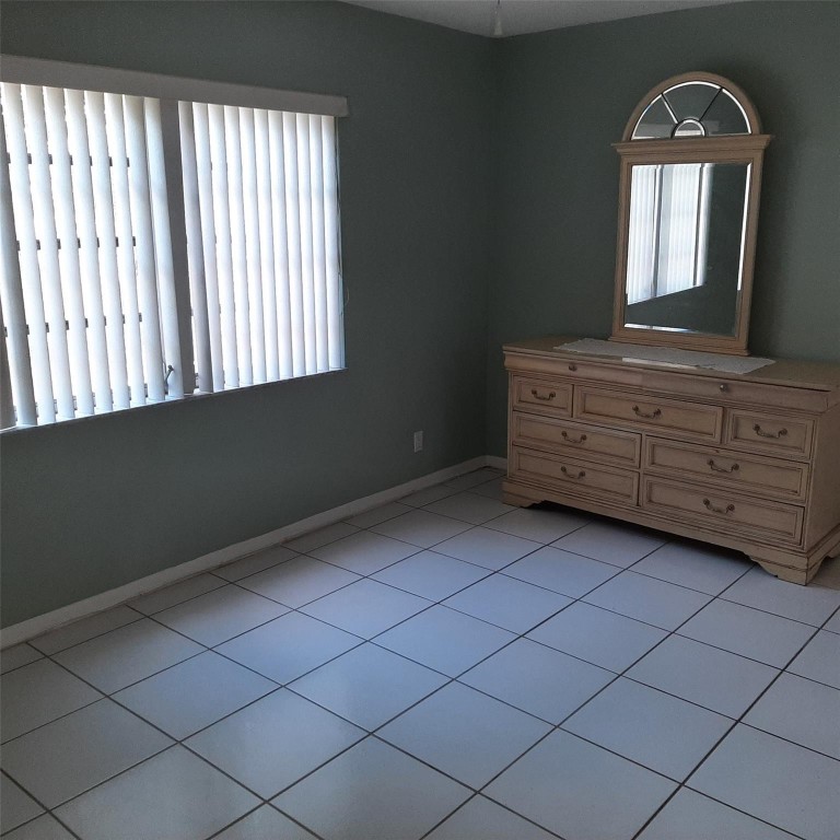 CARRIAGE HILLS - Residential