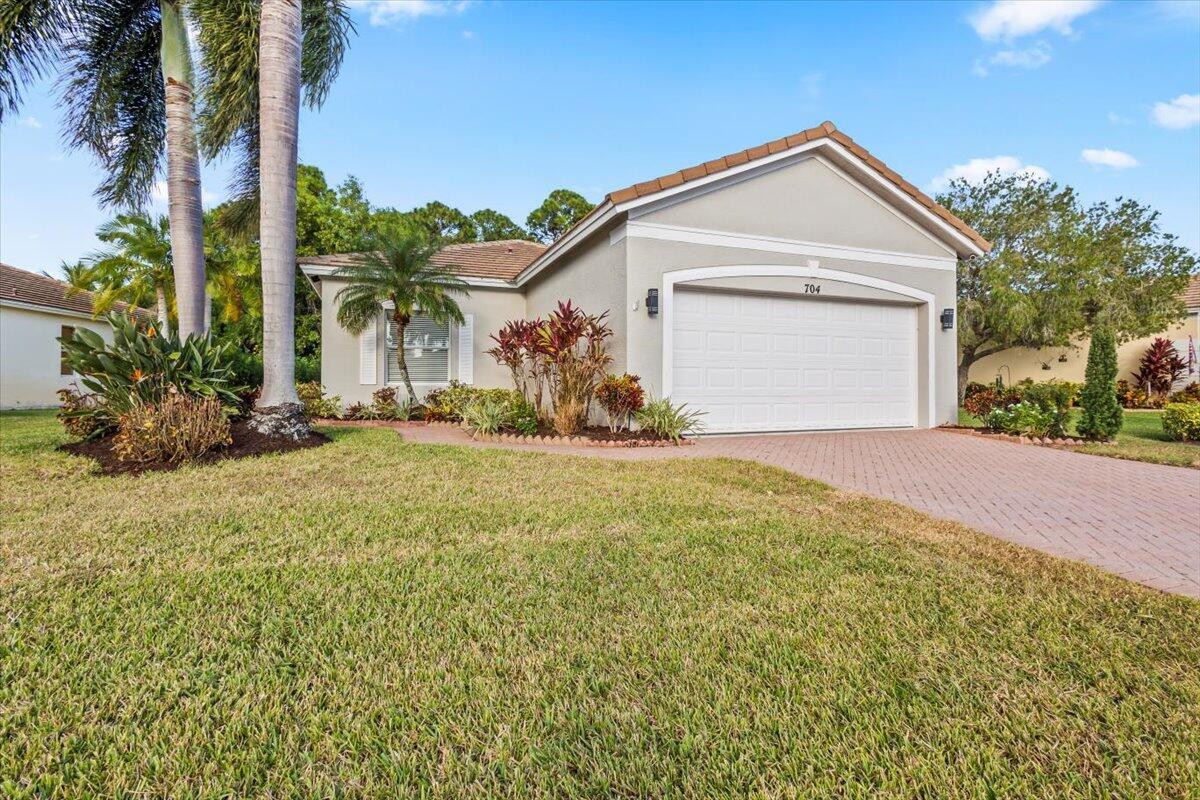 Lake Forest at St Lucie W - Residential