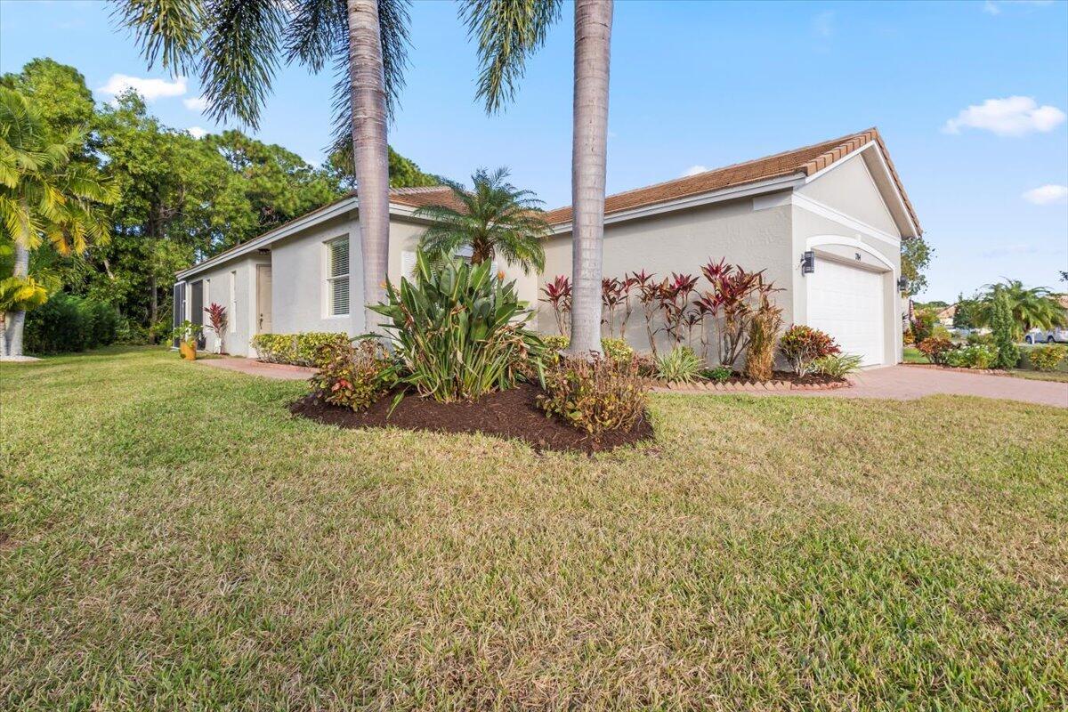 Lake Forest at St Lucie W - Residential