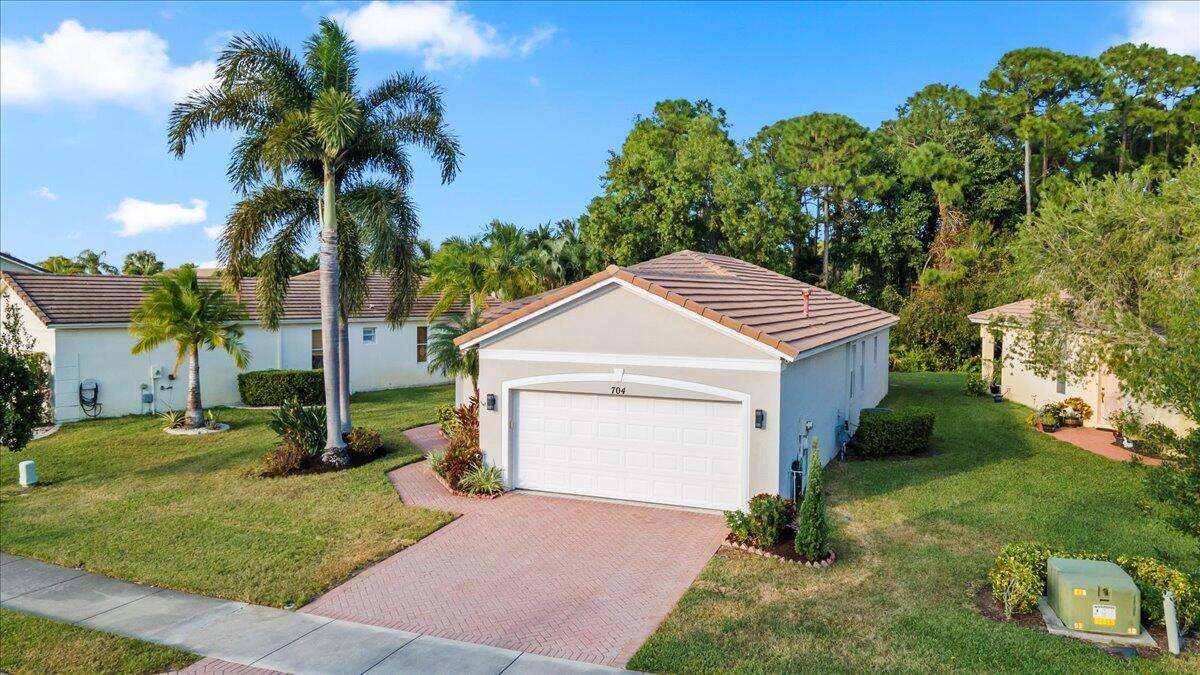 Lake Forest at St Lucie W - Residential