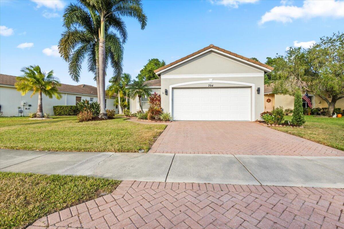 Lake Forest at St Lucie W - Residential