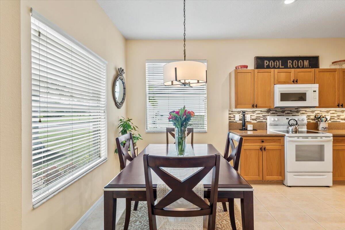 Lake Forest at St Lucie W - Residential