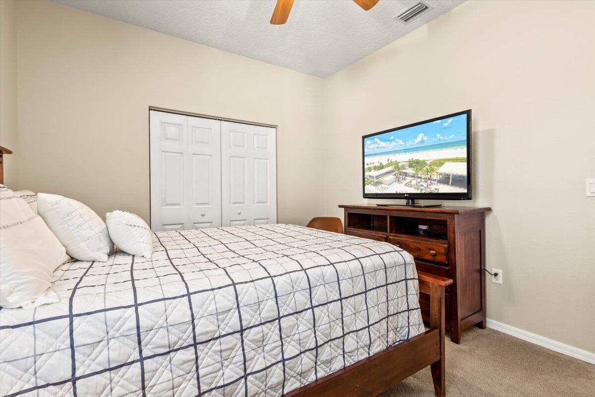 Lake Forest at St Lucie W - Residential