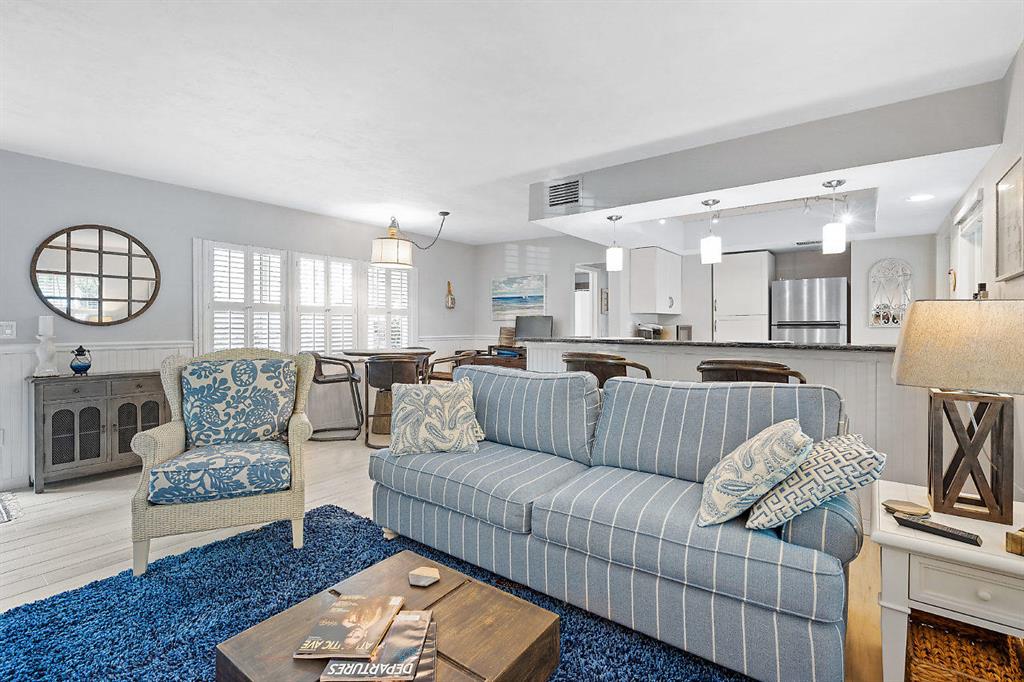 ADMIRAL APTS CONDO - Residential Lease