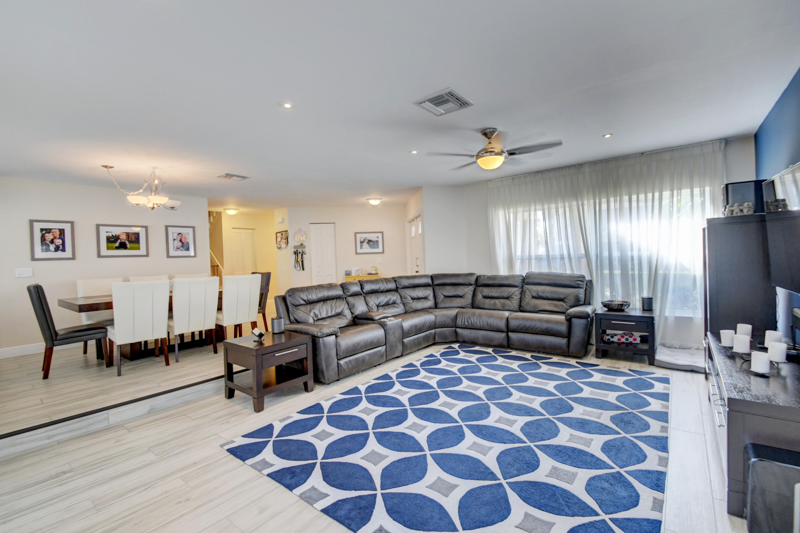 BOCA CHASE - IMPRESSIONS I - Residential