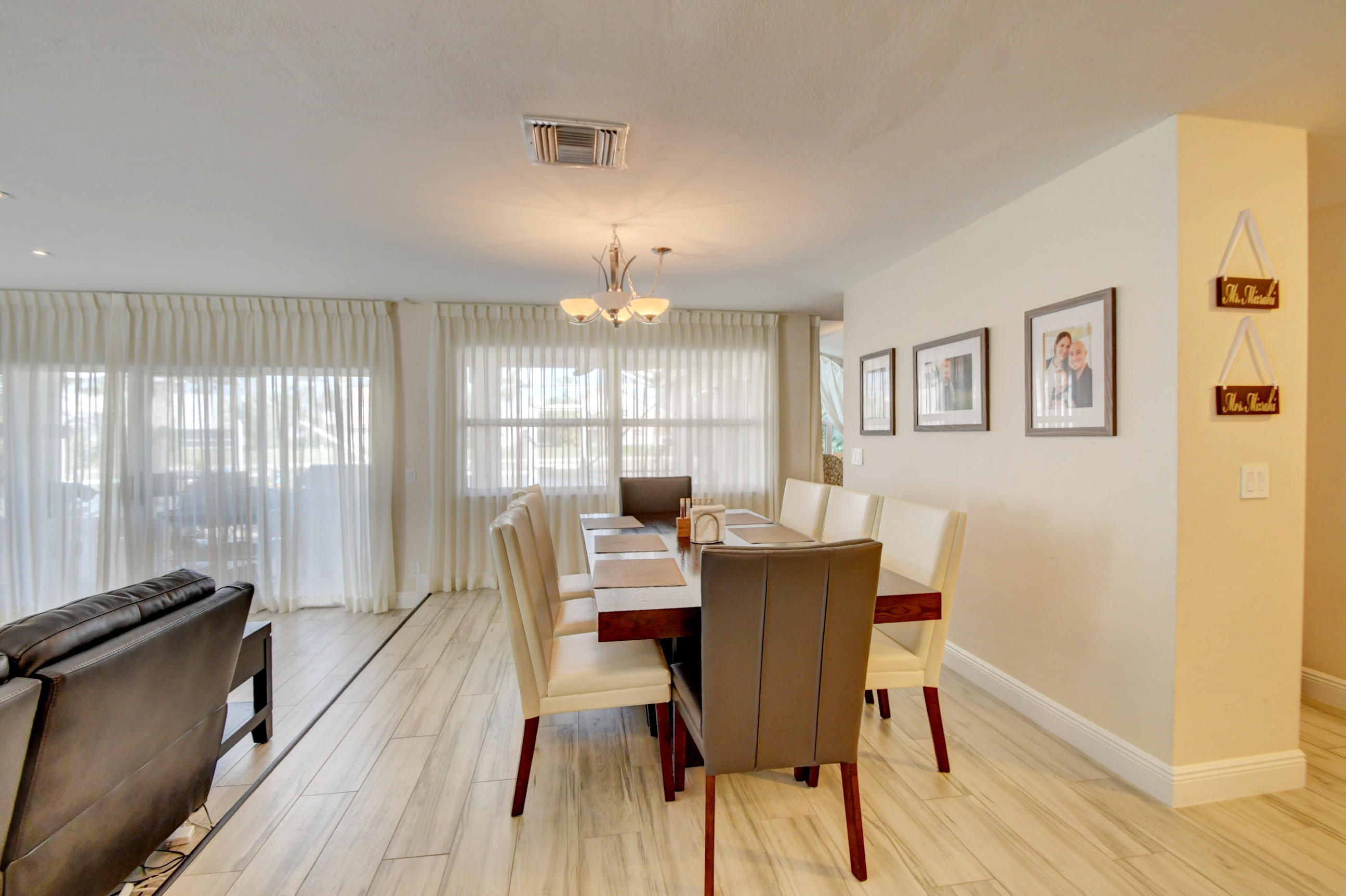 BOCA CHASE - IMPRESSIONS I - Residential