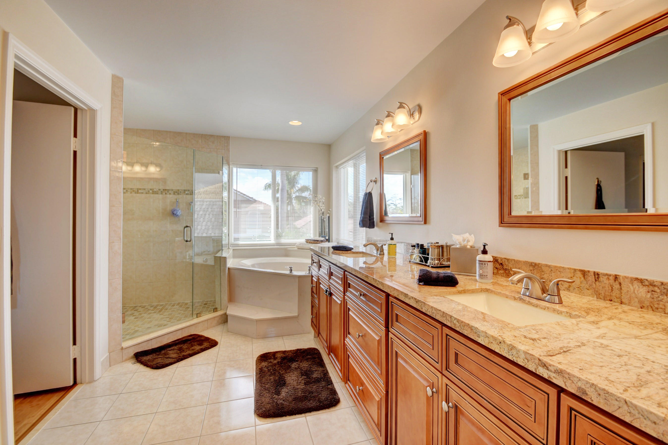 BOCA CHASE - IMPRESSIONS I - Residential